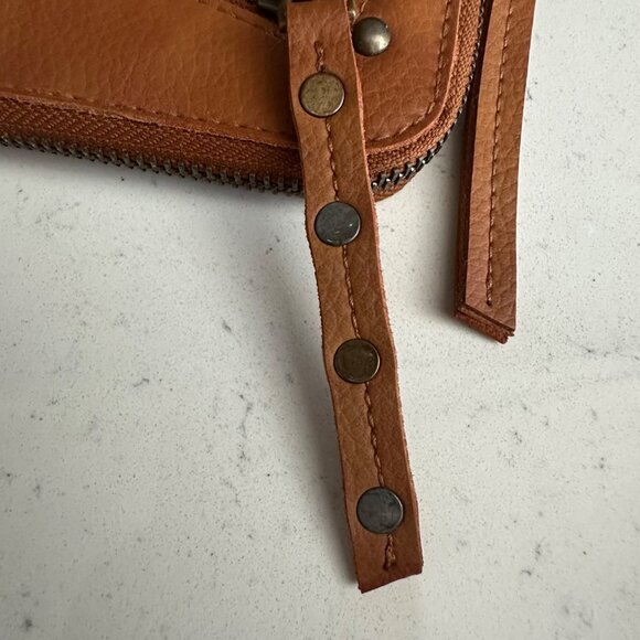 Free People Vegan Leather Wristlet Wallet With Zippered Pocket & Card Slots - Picture 7 of 7